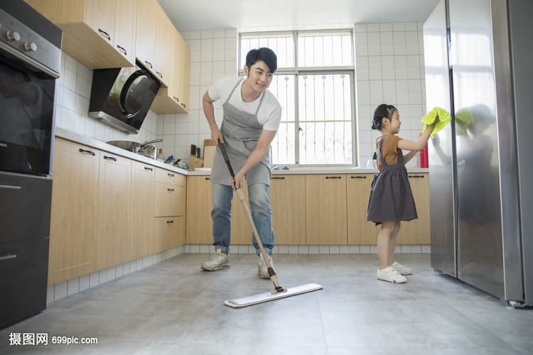 乔迁之喜后的清洁序曲 厨房与衣物的高效整理指南